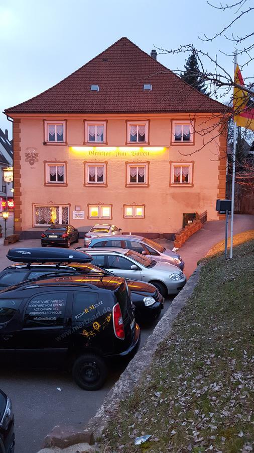 ホテルSchwarzwaldgasthof Baren ティティゼー・ノイシュタット エクステリア 写真